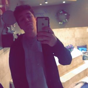 Meet your Posher, Ryan